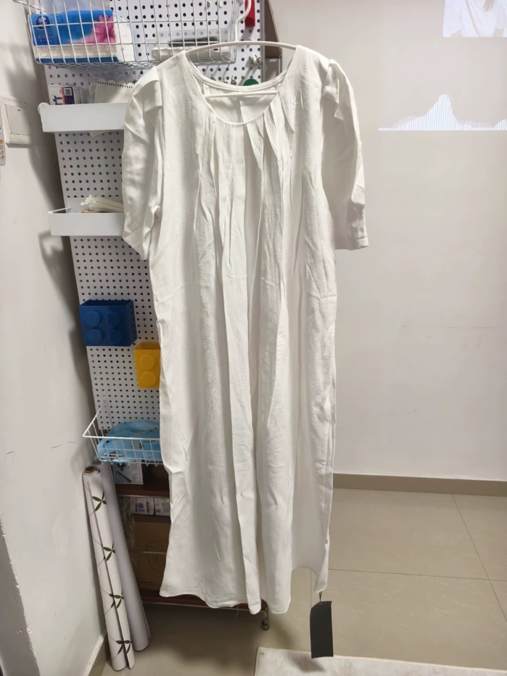White Women's Pleated Midi Dress - Brand Unspecified